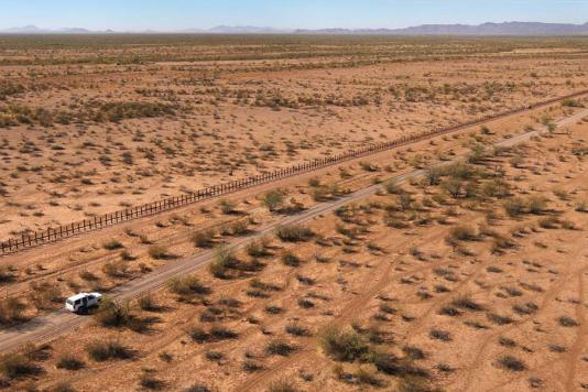 Стіна на кордоні з Мексикою