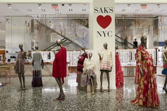 Saks Fifth Avenue убрал колючую проволоку