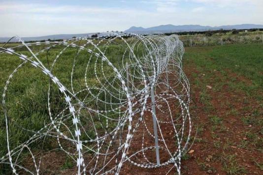Нова колючий дріт на Кіпрі