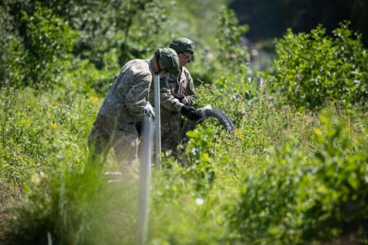 Колючий дріт – джерело підвищеної небезпеки