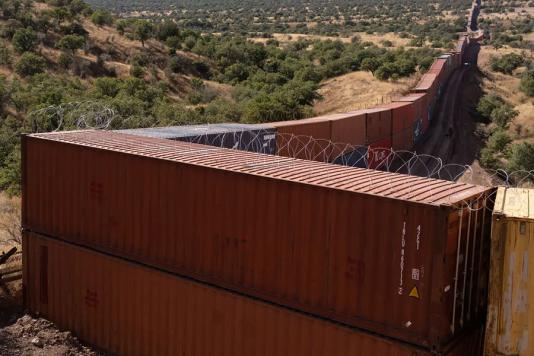 Арізона виставить на аукціон транспортні контейнери