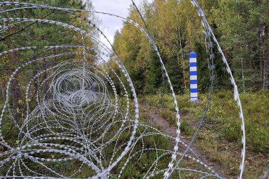 Колючого дроту недостатньо