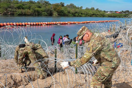Число затримань на південно-західному кордоні США