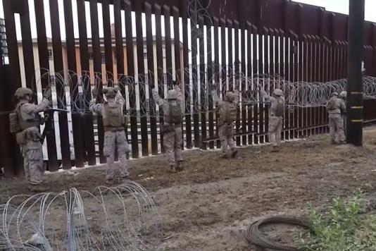 У Сан-Дієго встановлено колючий дріт