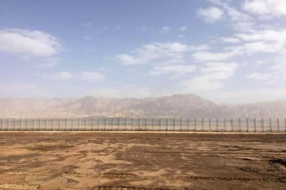 Огорожа з колючим дротом на кордоні Ізраїлю з Йорданією