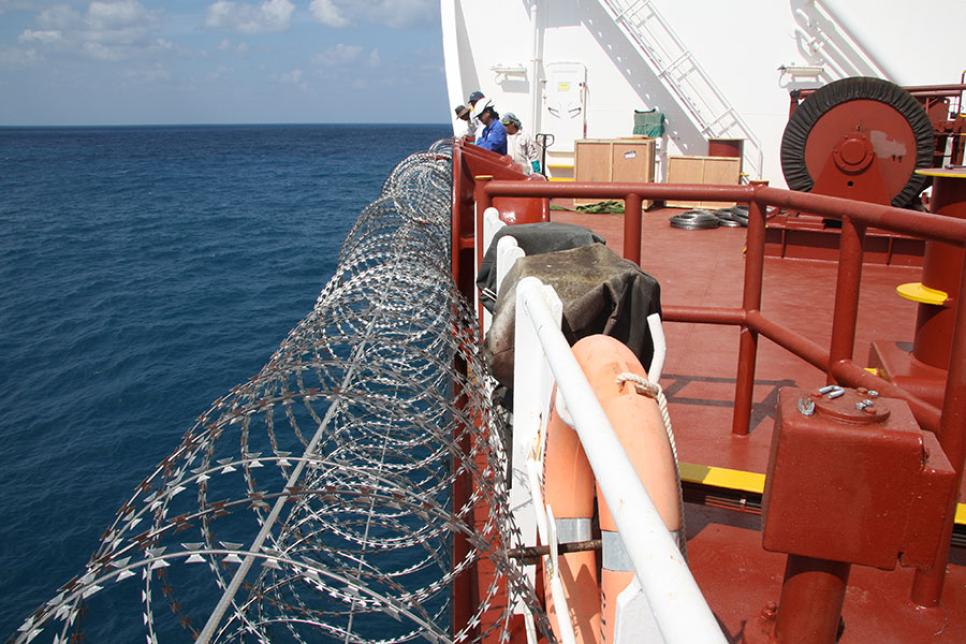 Колючий дріт проти піратів Гвінейської затоки