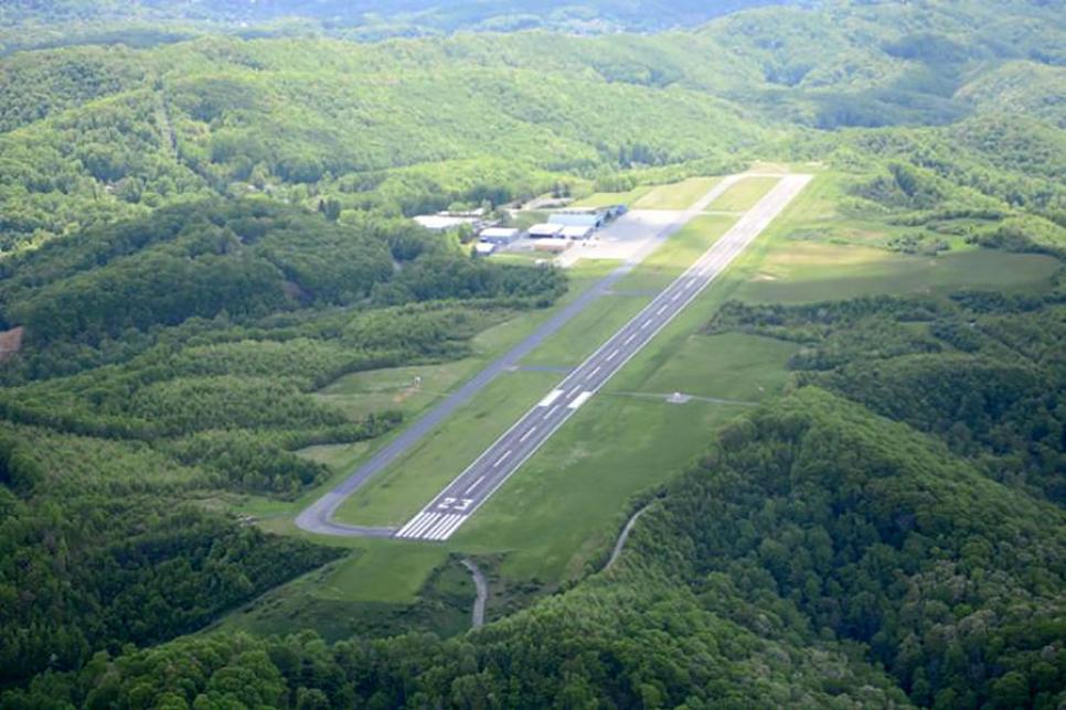 Аеропорт Мерсер захистять парканом