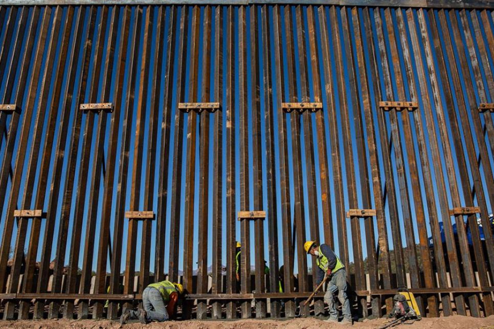 Стена на границе с Мексикой и пандемия коронавируса