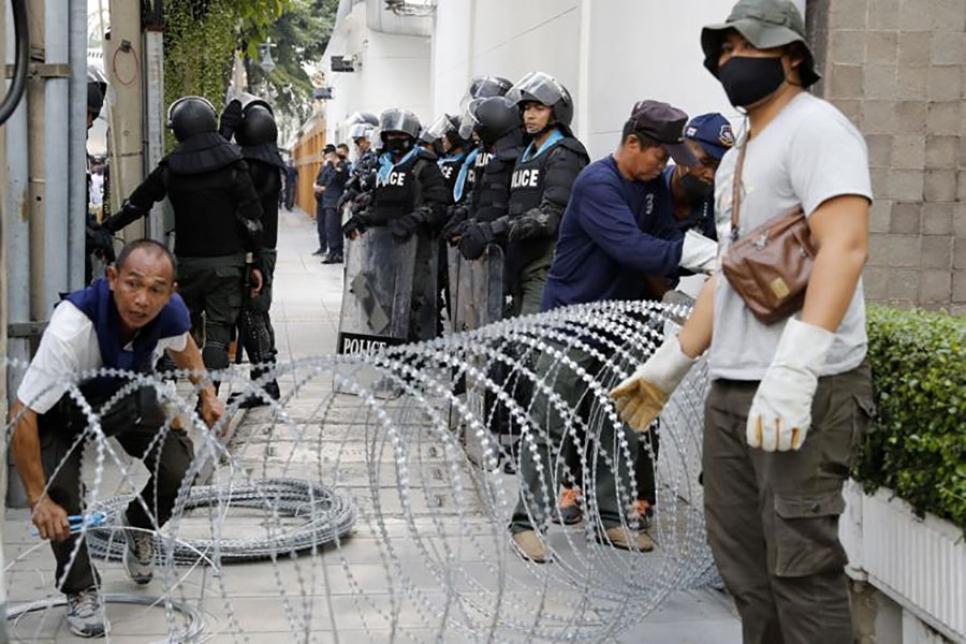 Проволока колючая в Бангкоке