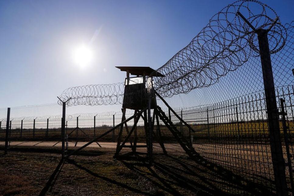 Колючая проволока на венгерской границе