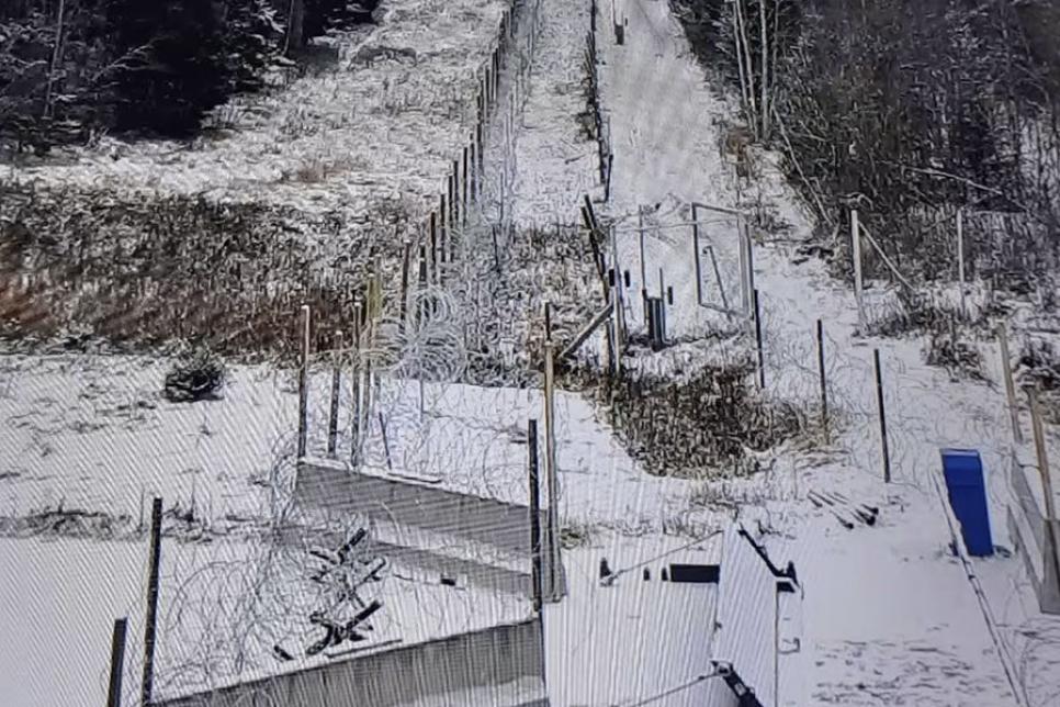 Колючий дріт на нових ділянках кордону з Росією