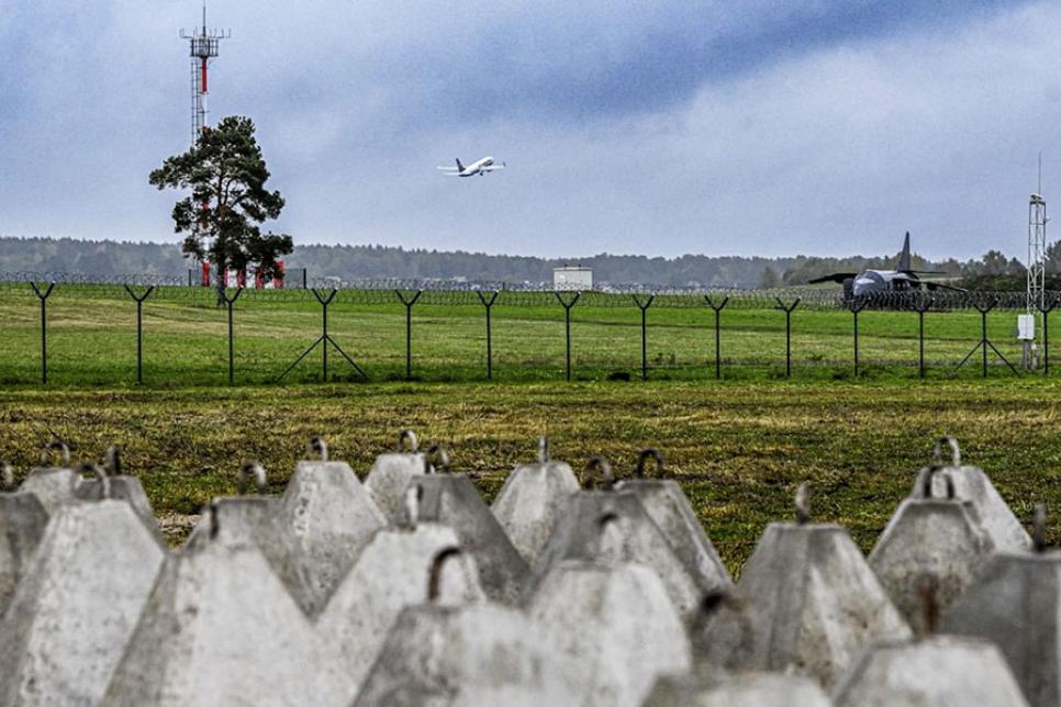 Литва встановлює зуби дракона